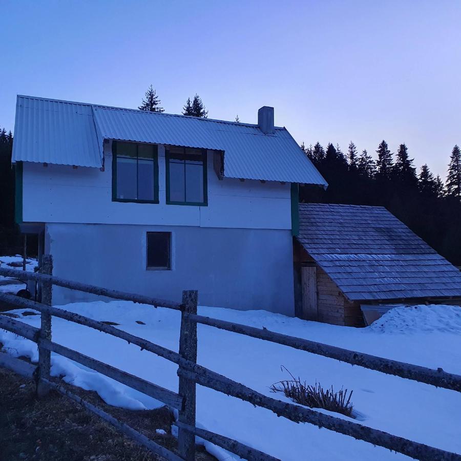 Planinska Koliba Ajdanovici Jelovac Nisicka Visoravan Olovo  Exterior foto