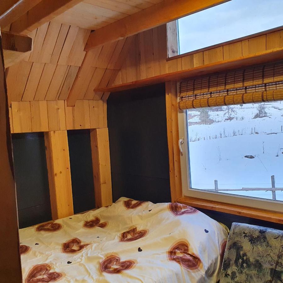 Planinska Koliba Ajdanovici Jelovac Nisicka Visoravan Olovo  Exterior foto